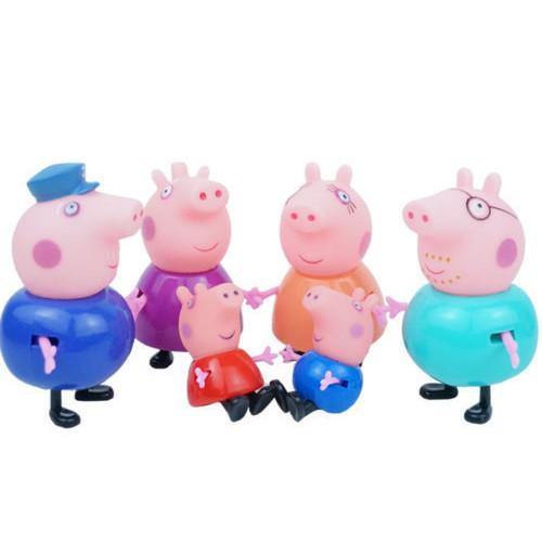 Set 6 figurine Peppa Pig, purcelusa Peppa si familia